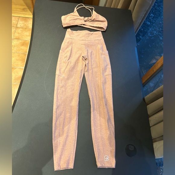 (3) Bombshell Workout Set Bundle - Picture 6 of 13